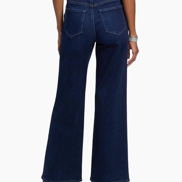 Paige Anessa 31 - Picture 3 of 11